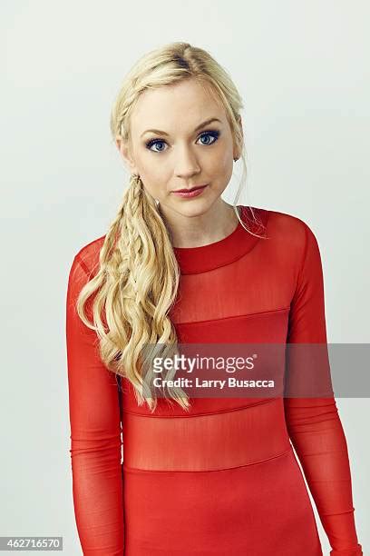 1,301 Emily Kinney Photos & High Res Pictures